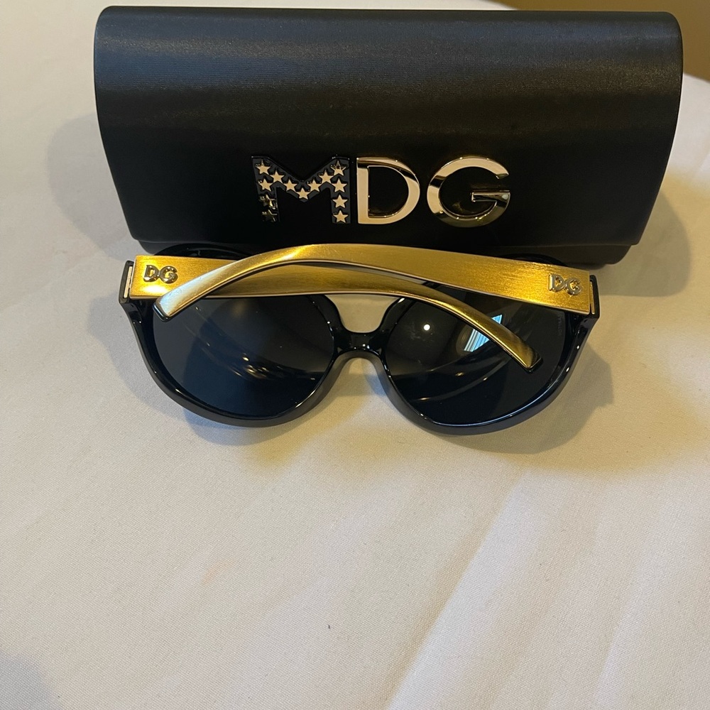 Dolce & Gabbana Madonna Black Sunglasses - Picture 5 of 10